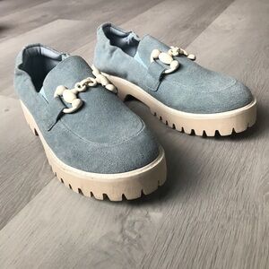 MATISSE HUTCH LEATHER LOAFERS POWDER BLUE LUG SOLE WOMENS 8.5